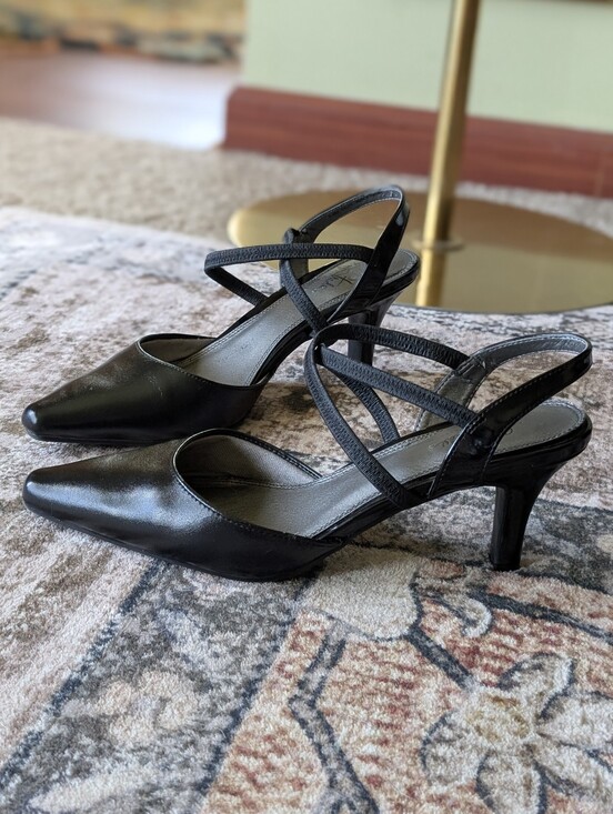Life Stride Shoes - Size 9.5 Women's Shoes